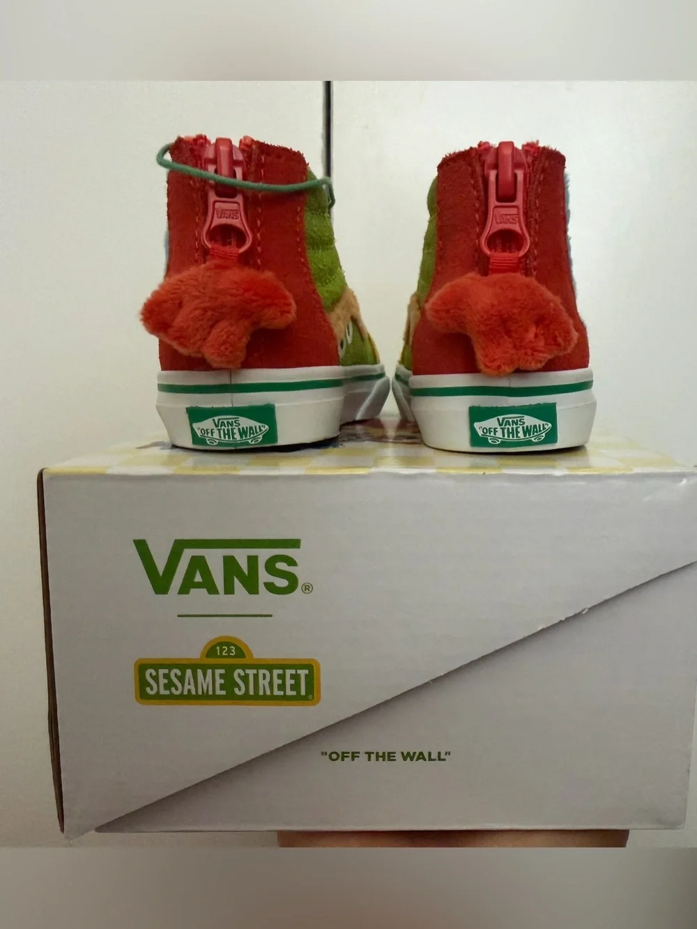 VANS X SESAME STREET TODDLER SK8-HI ZIP - Picture 5 of 6